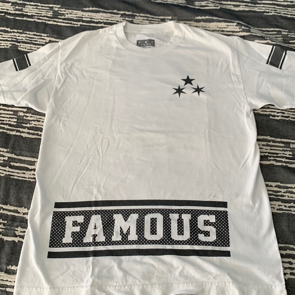 Famous star & Strap T-shirt, medium, great condition